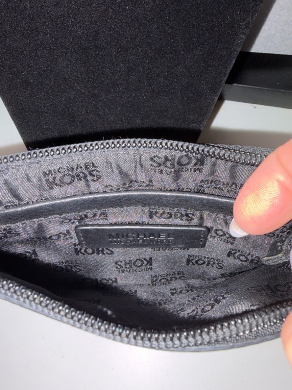 Michael Kors Black Logo-Print Wristlet EUC - Picture 4 of 4